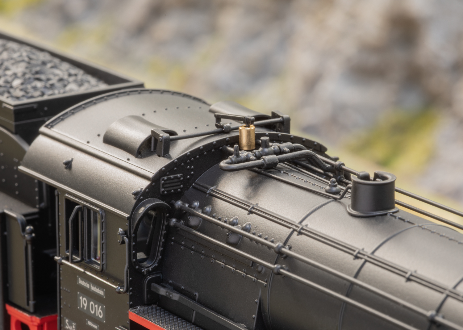 Saxon Pride Class 19.0 Steam Locomotive